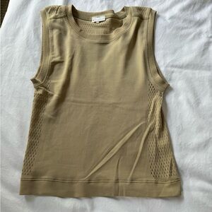 Wilson Women's Core Midtown Skirt - Safari size small, NWT. SET